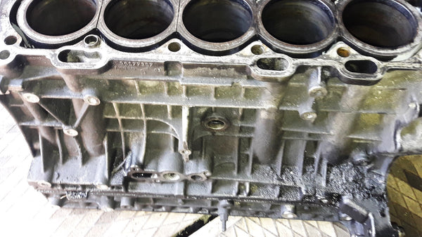 ENGINE CYLINDER BLOCK 30677367 Volvo 2.4 D5 D5244T XC60 XC90 S80 