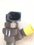 AUDI A1  VOLKSWAGEN TOURAN CADDY  SKODA YETI OCTAVIA SCIROCCO JETTA GOLF  SEAT IBIZA LEON ALTEA  2.0 TDI DIESEL ENGINE / 81 / 100 / 103 / 62 KW CFH CFHA CFHB CFHC CFHD CFHE CFHF 0445110369 / 03L103277J  USED FUEL INJECTOR