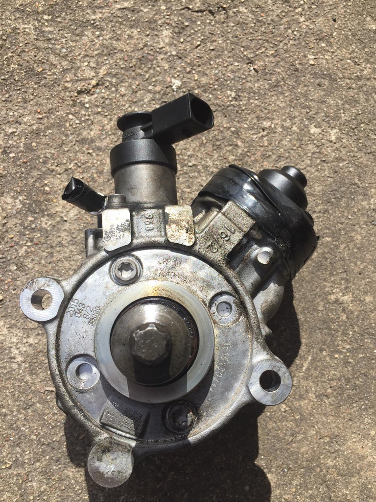 BMW X3 F25 2016 2.0 DIESEL FUEL PUMP 8511626 0445010764 Topmotors.lt