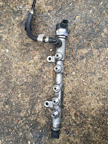 2016 JaguaR XE X760 2.0 DIESEL FUEL RAIL G4D3-9D280-AA bosch 0445214332 pressure sensor 0281006464