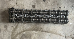 BMW ENGINE B57D30A CYLINDER HEAD Pair of camshafts camshaft 1113 - 8570147