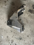 BMW G05 X5 3.0 Diesel B57D30A Engine Mount Bracket 6870750