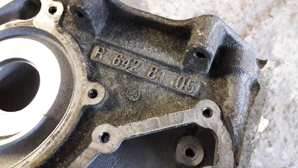 Engine cylinder block for Mercedes-Benz R 642 81 05 #r6428105