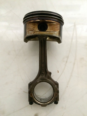 2004 CDDA CDRB FORD FOCUS 1.6 PETROL DURATEC ENGINE PISTON AND CONNECTING ROD