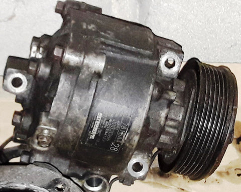 AIR CON A/C COMPRESSOR  MITSUBISHI OUTLANDER 2.2 DI-D 4N14
