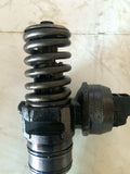 2004 AUY VOLKSWAGEN VW 1.9 TDI DIESEL ENGINE INJECTOR 038 130 073 AG / 0414720215