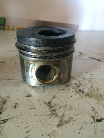 2004 AUY VOLKSWAGEN VW 1.9 TDI DIESEL ENGINE PISTON