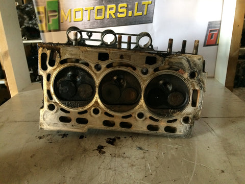 2003 AWY  VOLKSWAGEN VW SKODA 1.2 PETROL ENGINE CYLINDER HEAD WITH A COVER 03D103475C 03D103374F