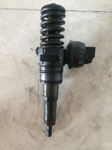 2006 BKC BXE AUDI VOLKSWAGEN SKODA SEAT 1.9 TDI PD DIESEL ENGINE FUEL INJECTOR 038130073AG 0414720215