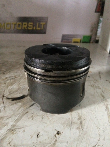 2002 611 MERCEDES-BENZ MB 2.2 CDI DIESEL ENGINE PISTON