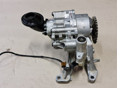 Jaguar LAND ROVER G4D3-6L079-E Pump Oil