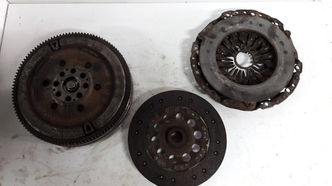 2006 Flywheel clutch kit BMW 320d M47 E90 E91 E92 E93 7549441 2.0 204d4 m47 2,0 diesel ref.boil