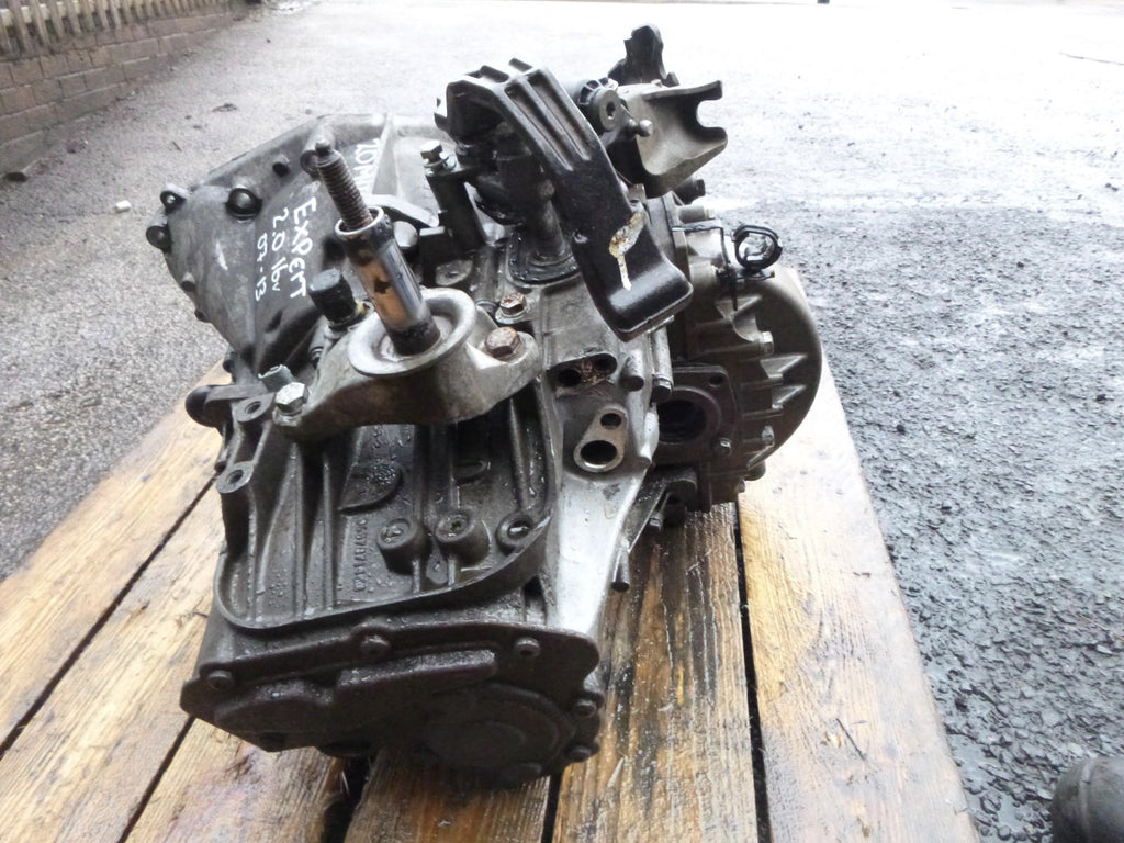 Citroen Dispatch 0714 2.0 Hdi diesel 6 speed Manual Gearbox 20MB13